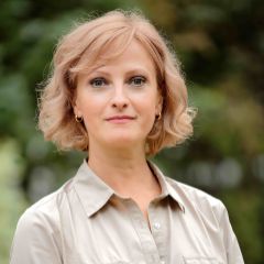 Роллер Лариса